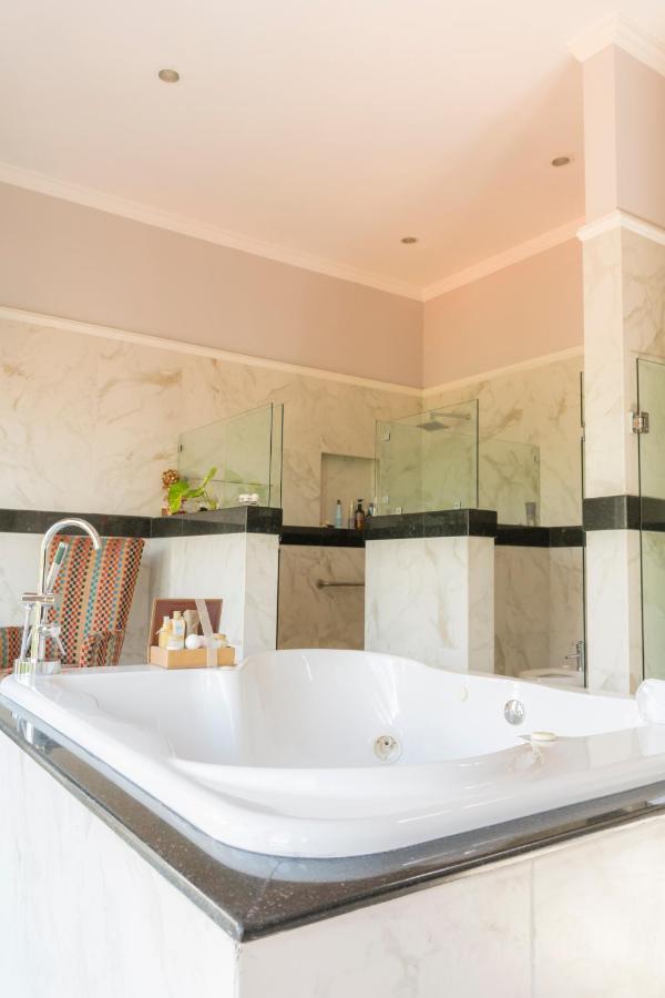 Hotel Boutique Mansion La Ceiba Мерида Екстериор снимка